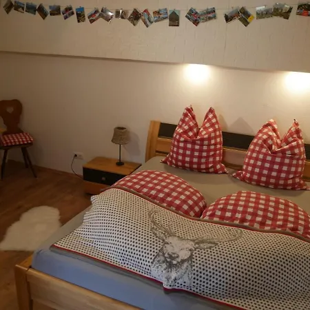 Апартаменты Moni's Landchalet